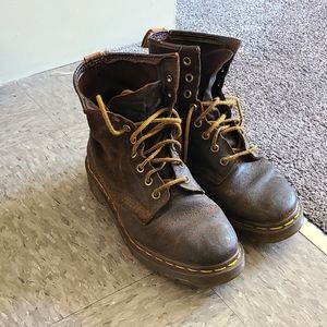 Dr. Martens Vintage Brown boots